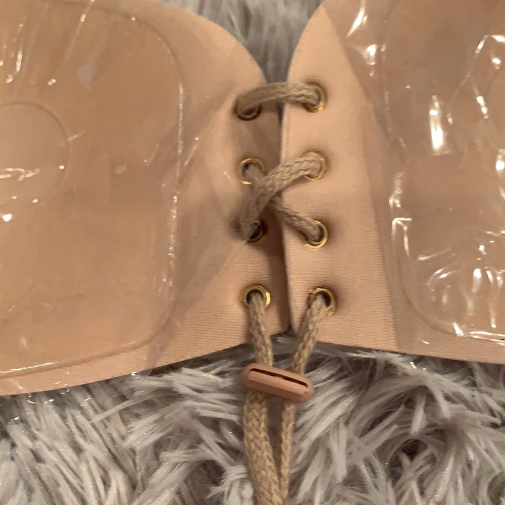 Freebra Invisible Bra - Picture 3 of 7